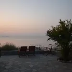 Ξενοδοχείο με διαμερίσματα Andromeda Mykonos &