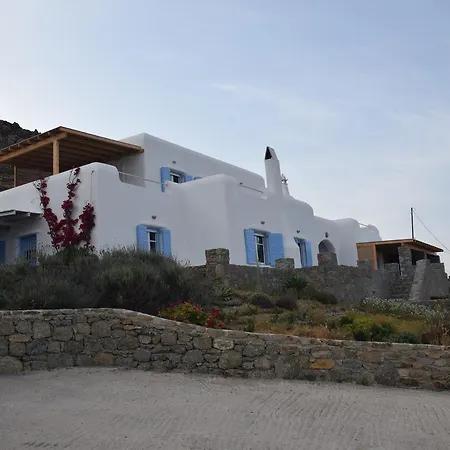 Andromeda Mykonos & קאלו ליבאדי